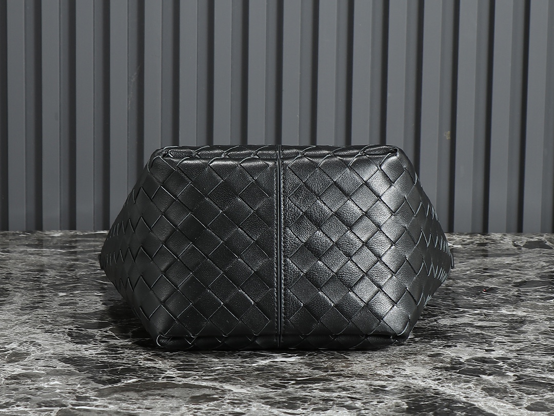 Bottega Veneta Shopping Bags